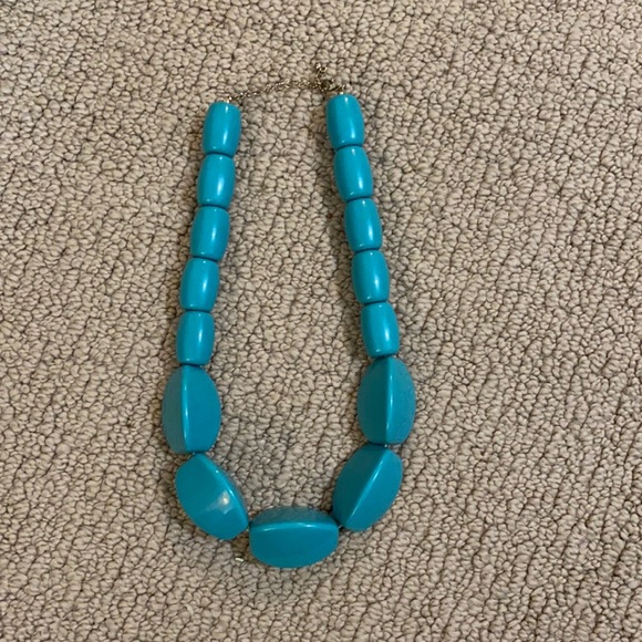 Chunky Blue Necklace with adjustable clasp at neckline. Fun Accessory piece - Picture 4 of 11